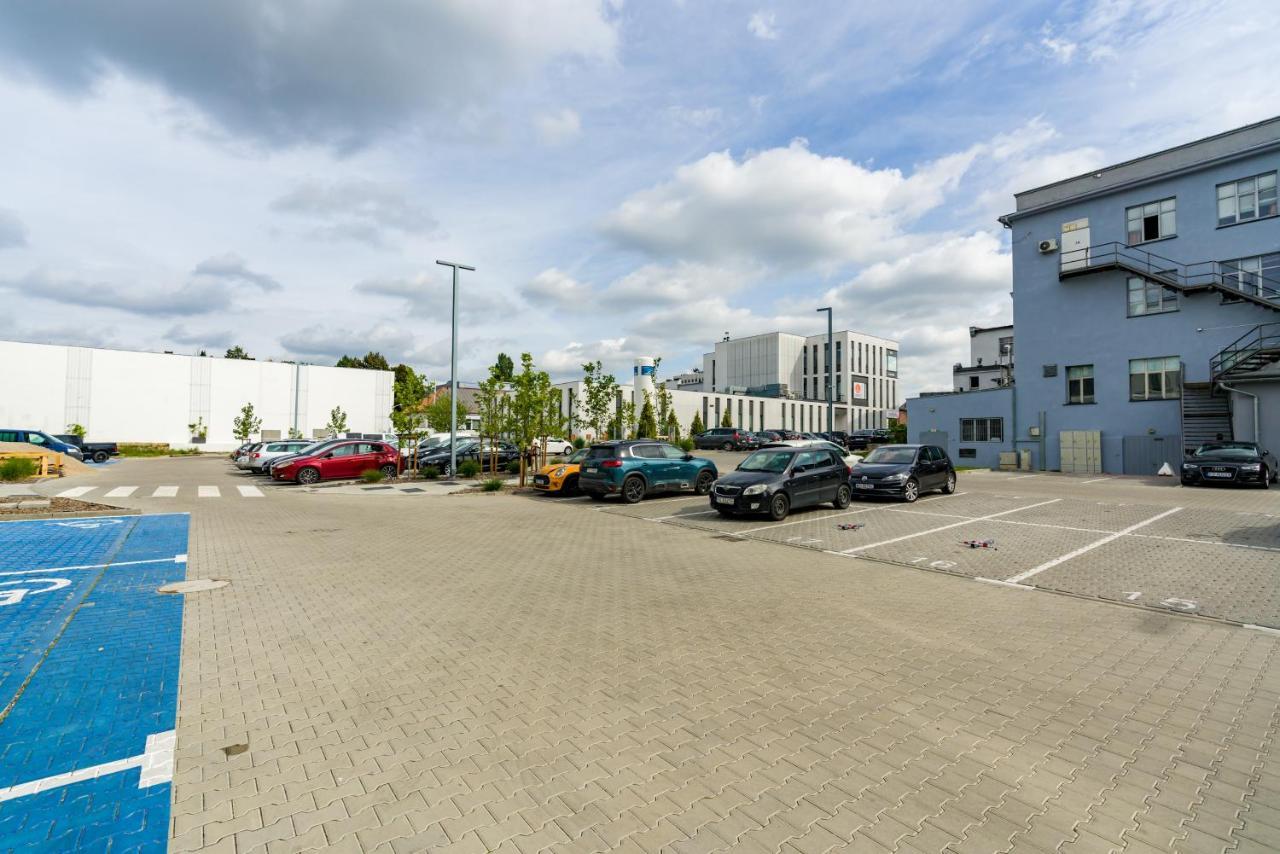 Warta Residence Apartments By Noclegi Renters Poznań Exteriör bild